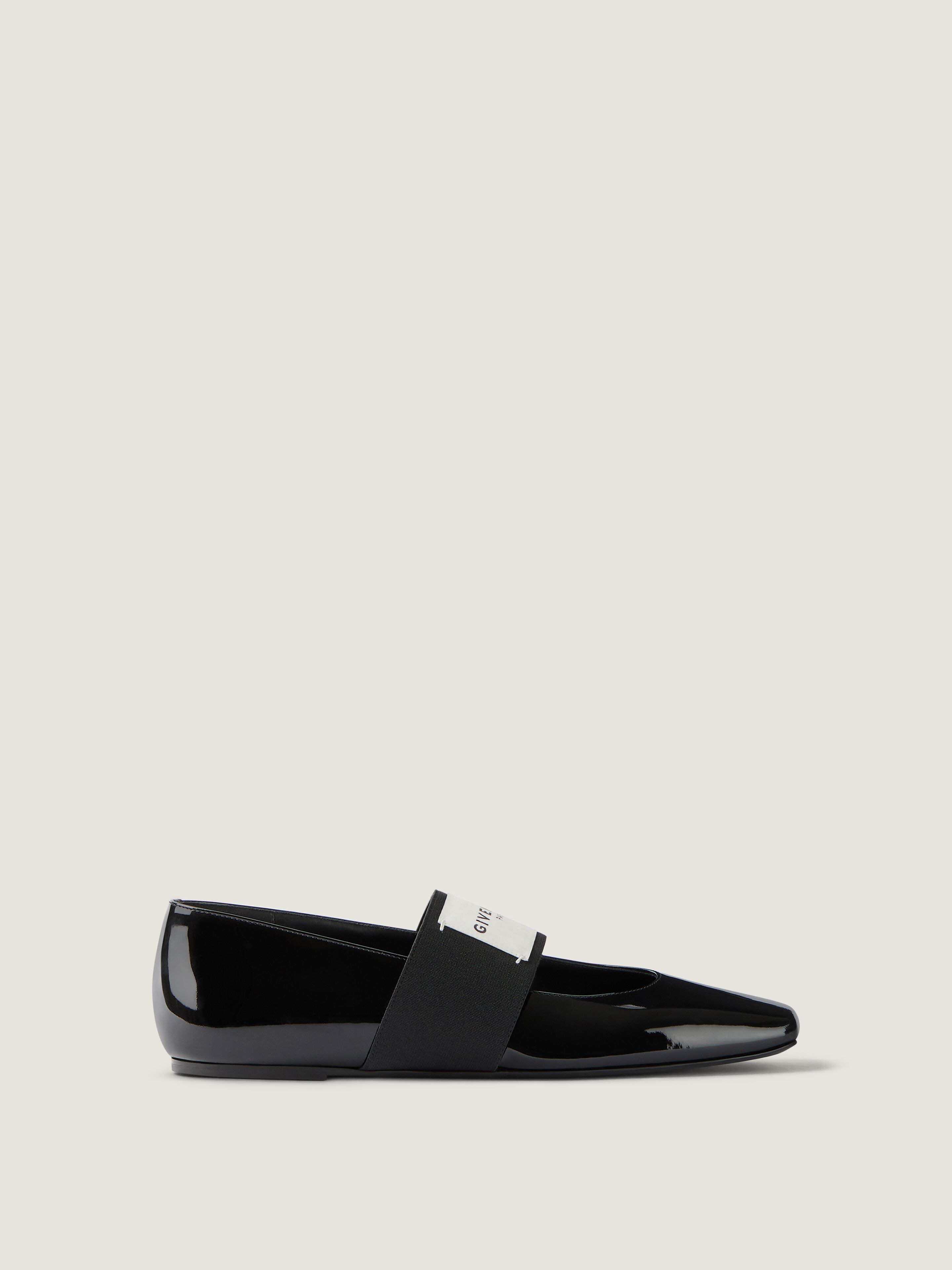 Sliced Square ballerinas in patent leather